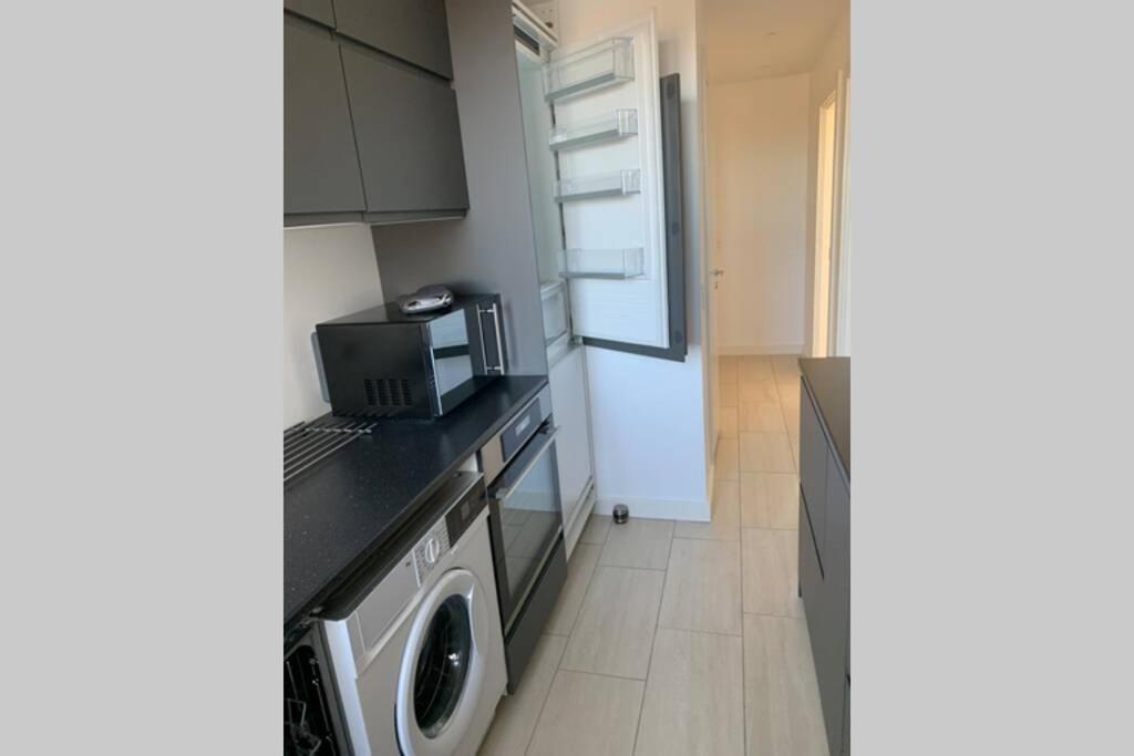 300 M To Metro: 5 Min Airport/12 Min Copenhagen C Apartment Exterior foto